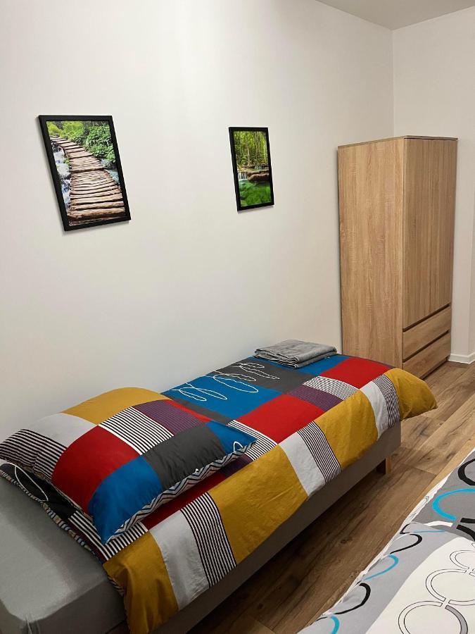 Luksusowy Apartament Przy Dworcu Щецин Экстерьер фото
